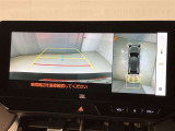 メーカーオプションの全周囲カメラ付き!狭い場所での駐車や車周辺を確認することが出来るので安心して駐車することができます★なんともう一つ・・・
