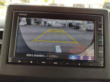 ◇バックモニター◇後ろのカメラの映像がモニターに映し出されるので、後方の見えない死角や、障害物との距離感などもしっかり安全確認することができます!