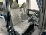 【運転席・助手席】内装ルームクリーニング済みです。しっかり綺麗にしていますので、是非、お確かめください。車に自信があるからこそ、是非一度ご来店頂き内外装も見てもらえると幸いです。