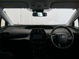 見通しのよいすっきりとした視界で、誰でも運転しやすいです。運転のしやすさは疲れにくさにも繋がりますよ♪