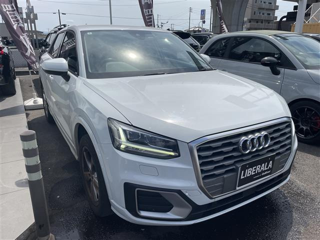 Q2 30 TFSI スポーツ 本革シート 修復歴無し