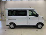 軽自動車、小型車を中心に常時300台展示車を御用意させて頂いております