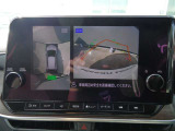 アラウンドビューモニターも付いているので、車庫入れもスムーズにできます。