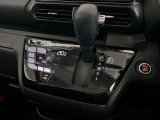 オートエアコンで快適な車内温度を演出してくれます!