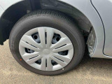 安全・安心な走行のために、納車前にダイハツのクルマを知り尽くしたエキスパートが基本性能に関わる機能や状態を徹底的に点検。消耗部品の交換など法定12ヶ月点検相当の点検・整備を実施しております