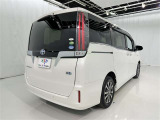 低燃費で環境にもやさしいハイブリッド車です。トヨタ専用診断機器でハイブリッドシステムを綿密に点検してあります!