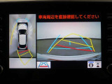 パノラミックビューモニター付きで、車両の周囲を確認することができるので安心できますね♪