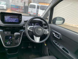 ☆内外装クリーニング☆車の隅々まで徹底的にクリーニングを行っておりますので内外装ともに綺麗な状態でご納車いたします!