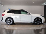 BMWでは重量配分にもこだわりがあり、FRモデルでは50:50とFFモデルでも60:40と前後の重量バランスにこだわり、軽快なハンドリングを実現しております。