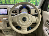 【純正革巻きステアリング】上質な革を使用することで、手にしっかり馴染みとても運転しやすいハンドルです♪