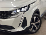 ●LEDヘッドライト:夜間走行時も良好な視界を確保し安心して運転できる高輝度LEDヘッドライトを装備!点灯速度が早く、消費電力も抑えられています。