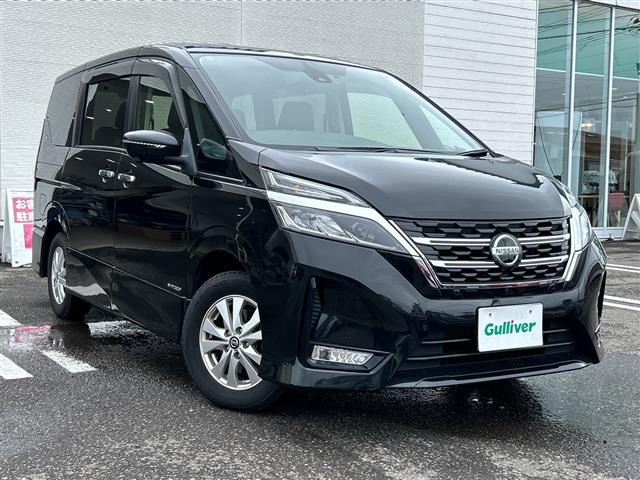 セレナ 2.0 XV エアロ 4WD 修復歴無し