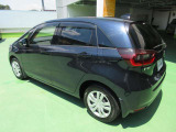 通常は後席下にある燃料タンクを前席下へ配置するHONDAの特許技術。広さとともに、重心が車体の中心に近くなることにより、安定感のある走りにも貢献。