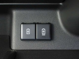 使い勝手良くラゲージスペースにも充電端子付き