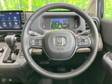 【純正革巻きステアリング】上質な革を使用することで、手にしっかり馴染みとても運転しやすいハンドルです♪