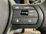 クルーズコントロールを装備しています。高速道路などで一定の速度で走ってくれるので運転が楽ですよ!速度を設定できますので、スピードの出しすぎにも注意できます。