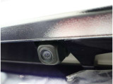 バックカメラが付いているので後方確認が非常にしやすいです。今や運転初心者も熟練者も必須装備!ついていて損はないですね♪
