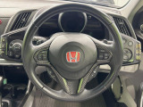 【ステアリングスイッチ】運転中、前方から目線をそらすことなく、オーディオ等の操作が可能な便利機能!安心&快適なドライブを演出してくれます♪