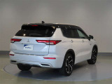アウトランダー PHEV 2.4 P 4WD 