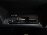 ETC 車載機です ビルトインタイプで高速道路の必需品ですETC搭載車両しか通過できないマス-トICも利用できます