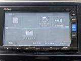 CD・DVD・フルセグTV・ミュージックサーバーが楽しめ、USB・Bluetoothにも対応しています。