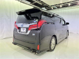 低燃費で環境にもやさしいハイブリッド車です。トヨタ専用診断機器でハイブリッドシステムを綿密に点検してあります!