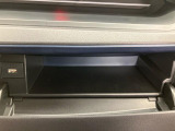 3.「認定中古車カルテ」は、走行距離や修復歴に加えてキズ・凹みの有無・状態や消耗品の交換、過去の整備状況がわかります。