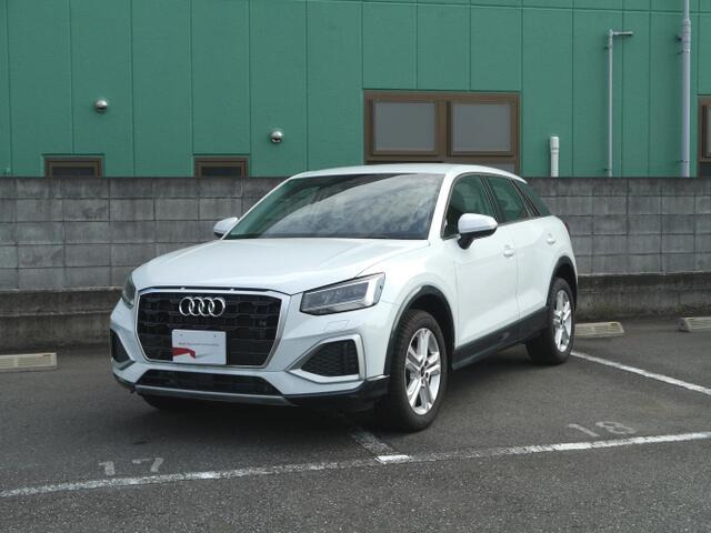 Q2 35 TFSI アドバンスド
