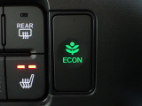 エンジン、エアコンなどを制御し低燃費な『ECONモード』に、また走りを楽しみたいとき、空調など快適性を重視したいときにはスイッチOFFで通常モードに切り替えができます!