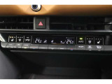 運転席と助手席、それぞれ温度調節ができ、オールシーズン快適なオートエアコンとなっております!