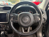 ステアリングを握れば目の前にJeepワールドが広がります!