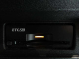 ETCを装備、高速道路の乗り降りもスイスイ楽々ETC 2.0ユニット付きです