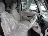 フロントシートです!お乗りになられた時のお姿を想像して下さい♪♪
