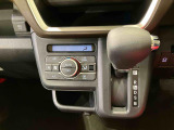 納車前にはプロのメカニックが、各部の点検を行います。ディーラーにしか出来ない品質、そしてサービスできっと満足していただけると思います!