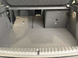 シートを倒せばより荷物が入れられるようになります☆