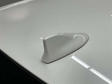 見た目もすっきり、機能的にも高感度なアンテナ仕様。