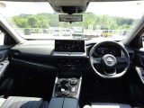 ☆360&deg;全方向の安全を確保する「360&deg;セーフティーアシスト(全方位運転支援システム)」を採用する。緊急ブレーキをはじめ、標識検知機能などは全車に標準で搭載☆