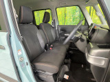 運転席シート廻りは使用感も少なく、良好な状態となっています。丁寧に使われていたことがよくわかりますね。
