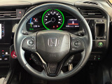 【Honda SENSING】衝突被害軽減ブレーキ〈CMBS〉、ACC〈アダプティブ・クルーズ・コントロール〉、LKAS〈車線維持支援システム〉、誤発進抑制機能、等で安全運転のサポートをします!