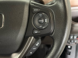 【ACC〈アダプティブ・クルーズ・コントロール〉】アクセルペダルを踏まずに設定した車速を保つクルーズコントロールに、前走車を検知する機能を追加。車速と車間を適切に制御することを支援します。