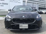 【キドニーグリル】BMWは約90年もの間、ほぼ全ての車両にひと目でBMWだと分かるこの特徴的なフロントグリルが備えられ、デザイン・アイコンとして親しまれてきました。