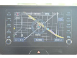 ディスプレイオーディオを装備。スマホとクルマをつなぐことで、これまでのナビに加えて、いろんなサービスが楽しめます。