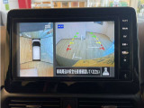 アラウンドビューモニターが付いていますので車庫入れも楽々安心です