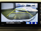 バックカメラが付いているので後方確認が非常にしやすいです。今や運転初心者も熟練者も必須装備!ついていて損はないですね♪
