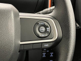 【アダプティブクルーズコントロール】 走行中に先行車の様子を検知しながら、設定した速度の範囲内で先行車との距離のキープを支援!疲れにくく、長距離運転中の渋滞なども快適に運転できます。