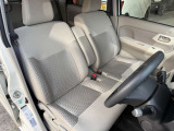 運転席シートも綺麗です