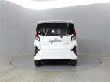 中古車の内外装の状態などをひと目で分かるよう、プロの検査員が実施した「車両検査証明書」をご用意しています。