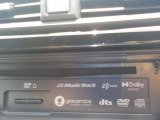 好きな音楽のメドレーを車内で流せたら素敵だと思いませんか?bluetoothオーディオが装備されております。