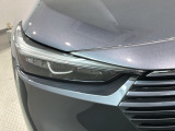 LEDヘッドライトは、点灯の瞬間から最大光量を発揮し、突然暗くなるトンネルなどでの安定感を高めます。
