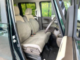 運転席シート廻りは使用感も少なく、良好な状態となっています。丁寧に使われていたことがよくわかりますね。